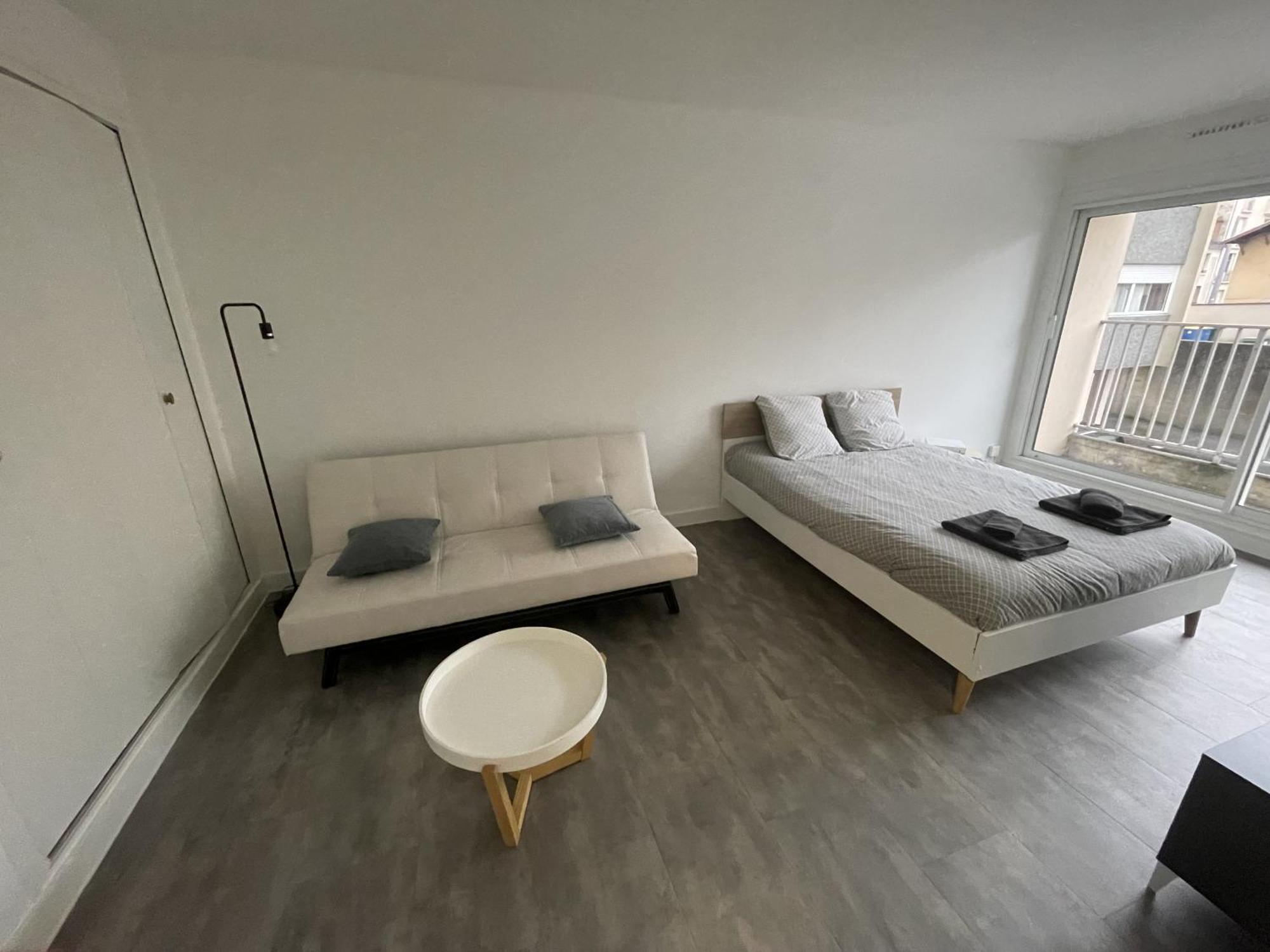 לימוז' Logement Neuf A Proximite Du Centre Ville Avec Parking מראה חיצוני תמונה